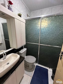 Casa com 02 dormitórios no bairro Canudos 