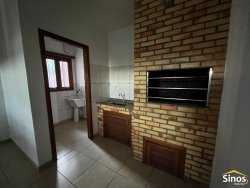 Casa com 03 dormitórios no bairro Feitoria 