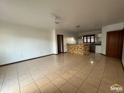 Casa com 03 dormitórios no bairro Feitoria 