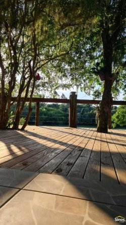 Sítio com 1.388m² no bairro Lomba Grande  