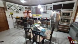 Sítio com 1.388m² no bairro Lomba Grande  