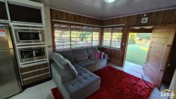 Sítio com 1.388m² no bairro Lomba Grande  