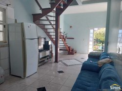 Casa com 03 dormitórios e prédio comercial no bairro Rondônia  