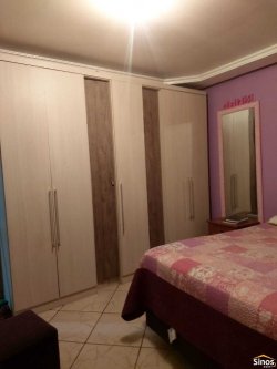Sobrado com 02 dormitórios e sala comercial no bairro Campina  