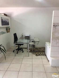 Salas comerciais com 49m² no bairro Jardim Mauá  