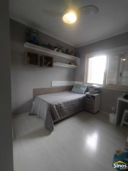 Casa com 05 dormitórios no bairro Jardim Mauá  