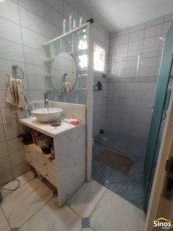 Casa com 05 dormitórios no bairro Jardim Mauá  