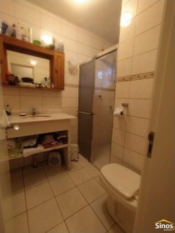 Casa com 05 dormitórios no bairro Jardim Mauá  