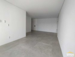 Apartamento com 02 dormitórios no bairro Vila Nova   
