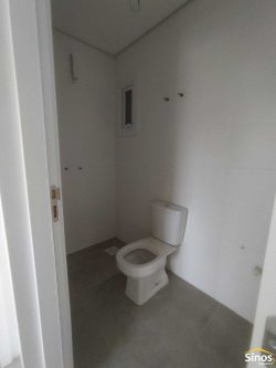 Apartamento com 02 dormitórios no bairro Vila Nova   