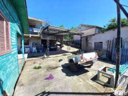 Terreno com 02 casas no bairro Rondônia  