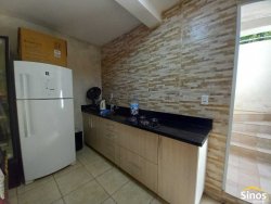 Casa com 03 dormitórios no bairro Feitoria 