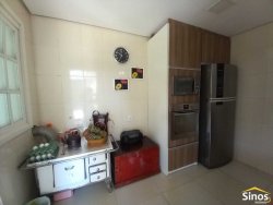 Casa com 03 dormitórios no bairro Feitoria 