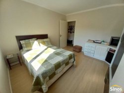 Casa com 03 dormitórios no bairro Feitoria 