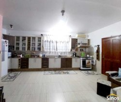 Casa com 04 dormitórios no bairro Rondônia  