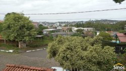 Casa com 04 dormitórios no bairro Ideal 