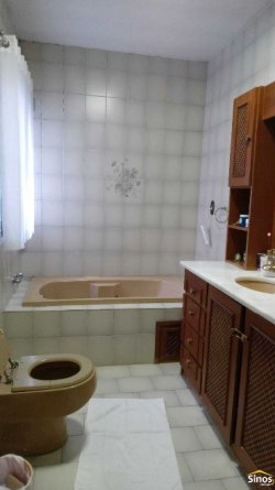 Casa com 04 dormitórios no bairro Ideal 