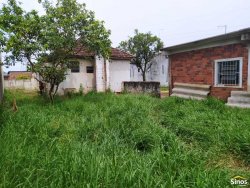 Terreno com chalé no bairro São Miguel 