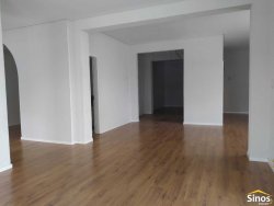 Sala comercial para locação com 300m² no bairro Rio Branco 