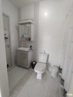 Casa com 03 dormitórios no bairro Jardim Mauá  