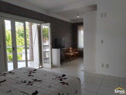 Casa com 03 dormitórios no bairro Jardim Mauá  