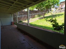 Casa com 01 dormitório no bairro Operário 