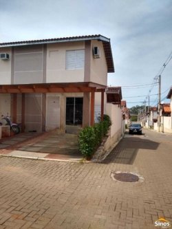 Sobrado com 02 dormitórios no Residencial Vale das Figueiras  