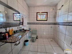 Casa com 04 dormitórios no bairro Ideal 