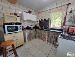 Casa com 04 dormitórios no bairro Ideal 