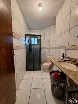 Casa com 04 dormitórios no bairro Ideal 