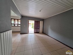 Casa com 02 dormitórios no bairro Ideal 