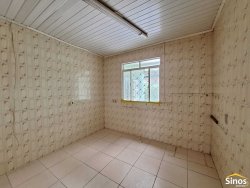 Casa com 02 dormitórios no bairro Ideal 