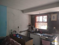 Terreno com 02 casas no bairro Lomba Grande 