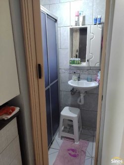 Casa com 03 dormitórios no bairro Fazenda São Borja 