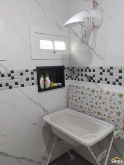 Casa com 03 dormitórios no bairro Fazenda São Borja 