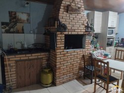 Casa com 03 dormitórios no bairro Fazenda São Borja 