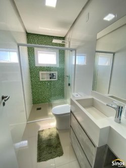 Casa com 03 dormitórios no condomínio Terra Verde 