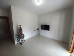 Casa com 03 dormitórios no bairro Imigrante Norte  