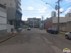 Terreno com 301,35m² no Centro  