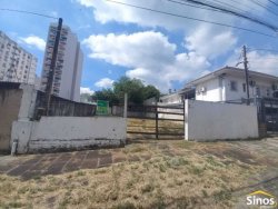 Terreno com 301,35m² no Centro  