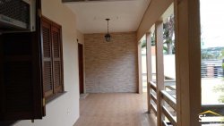 Casa com 04 dormitórios no bairro Ideal  