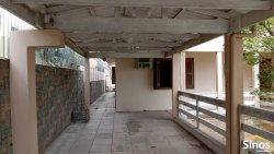 Casa com 04 dormitórios no bairro Ideal  