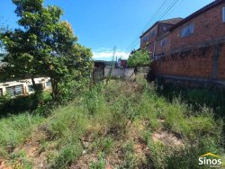 Sobrado com 03 dormitórios no bairro Vila Nova 