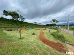 Terrenos a partir de 300m² no loteamento Garten Platz 