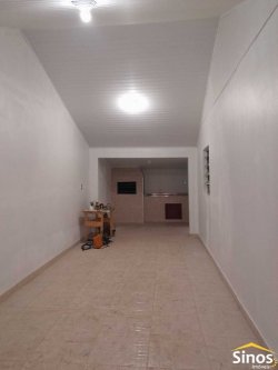 Casa com 03 dormitórios no bairro Feitoria 