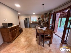 Sítio com 2.250m² no bairro Lomba Grande  