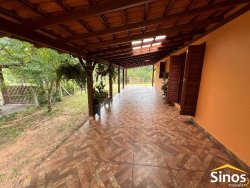 Sítio com 2.250m² no bairro Lomba Grande  