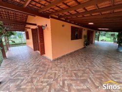 Sítio com 2.250m² no bairro Lomba Grande  