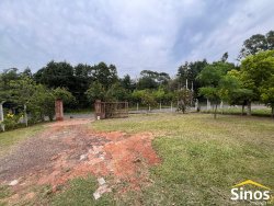 Sítio com 2.250m² no bairro Lomba Grande  