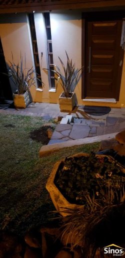 Casa com 03 dormitórios no bairro Boa Vista  